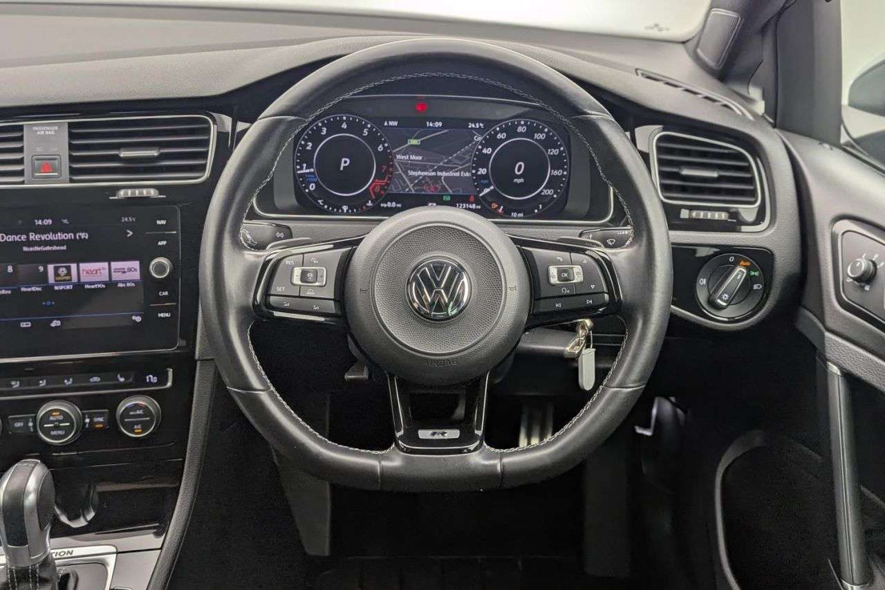 2018 VOLKSWAGEN GOLF 2018 VOLKSWAGEN GOLF