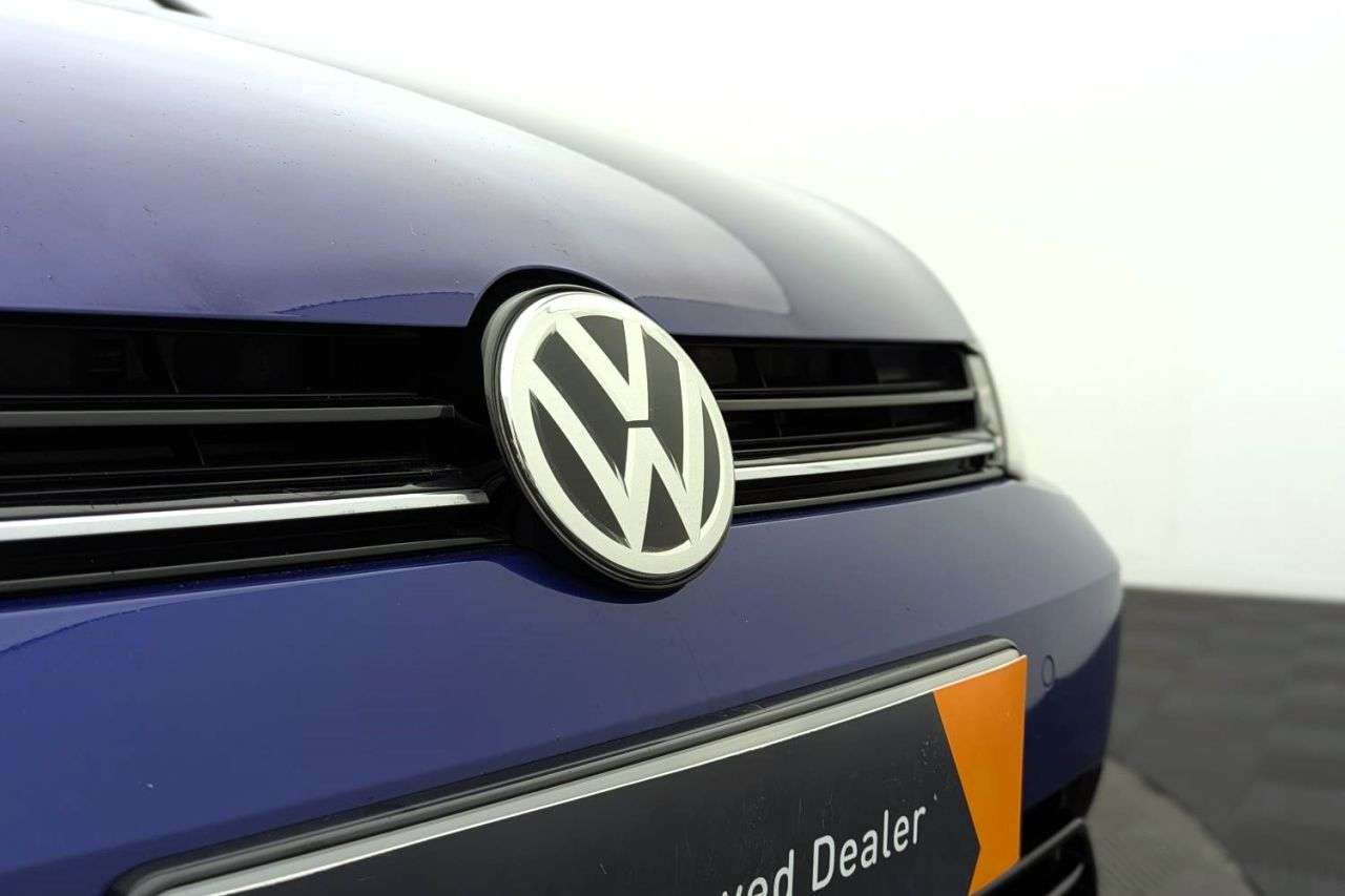 2018 VOLKSWAGEN GOLF 2018 VOLKSWAGEN GOLF