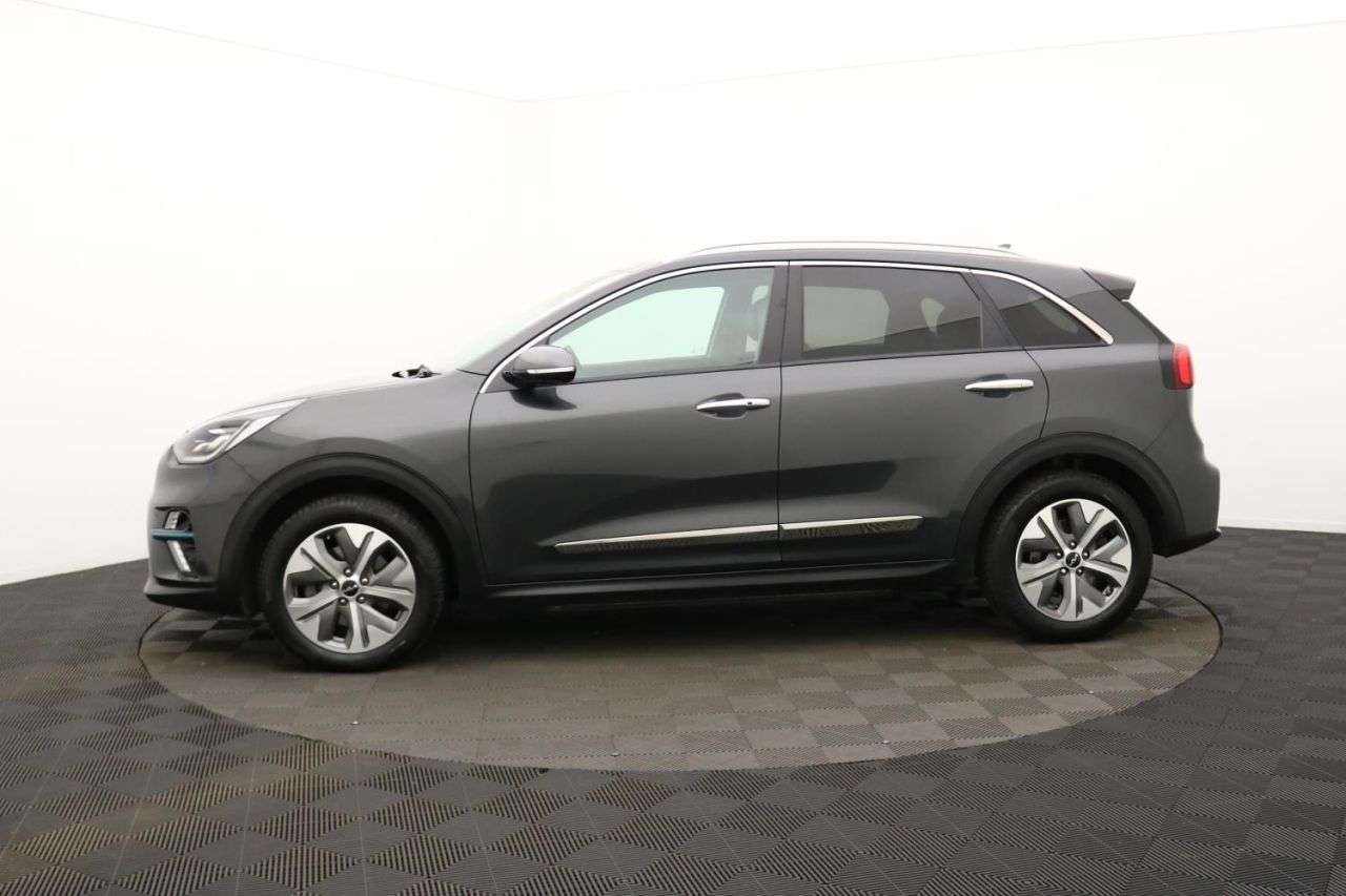 2022 KIA NIRO 2022 KIA NIRO