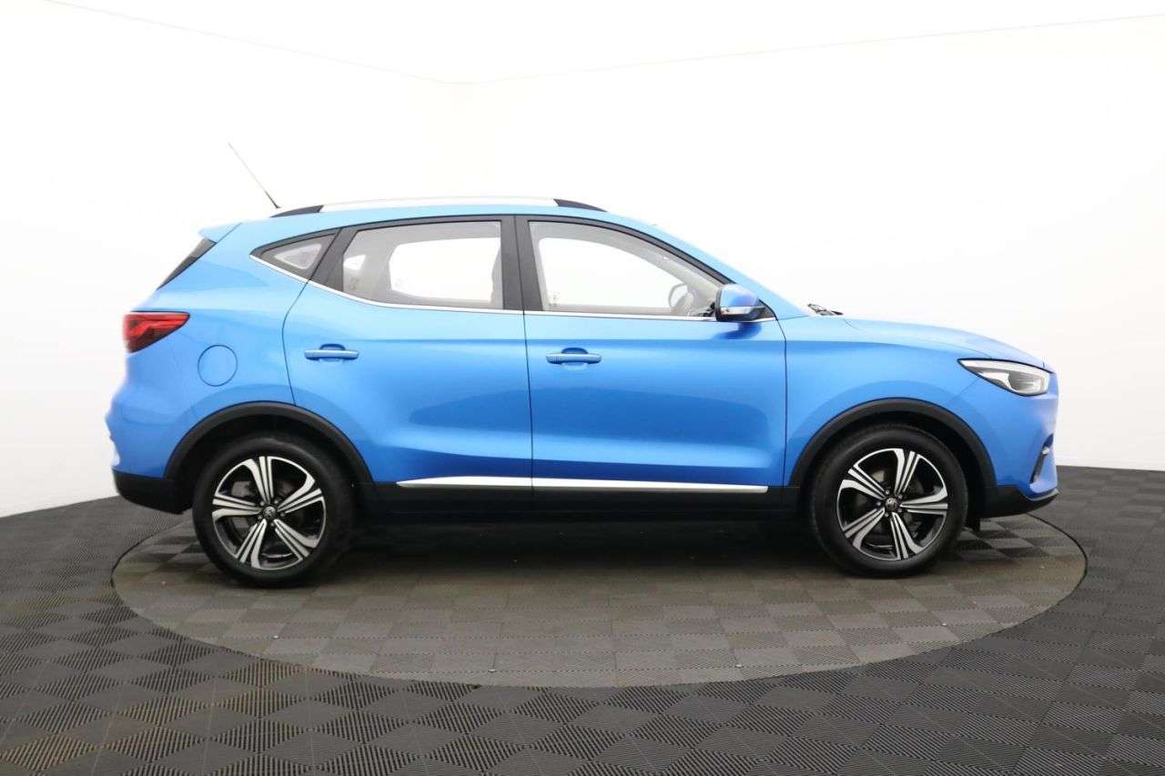 A 2023 MG MG ZS 1.5 VTi-TECH Excite SUV 5dr Petrol Manual Euro 6 (s/s) (106 ps) Award Winni A 2023 MG MG ZS 1.5 VTi-TECH Excite SUV 5dr Petrol Manual Euro 6 (s/s) (106 ps) Award Winni