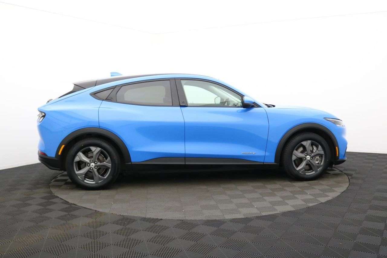 A 2023 FORD MUSTANG MACH-E Standard Range 70kWh SUV 5dr Electric Automatic (269 ps) Award Winning 5 St A 2023 FORD MUSTANG MACH-E Standard Range 70kWh SUV 5dr Electric Automatic (269 ps) Award Winning 5 St