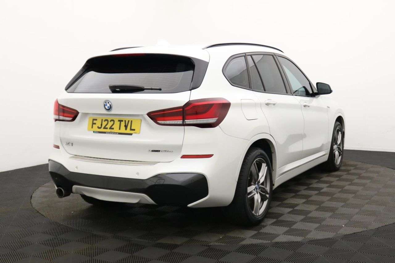 2022 BMW X1 2022 BMW X1