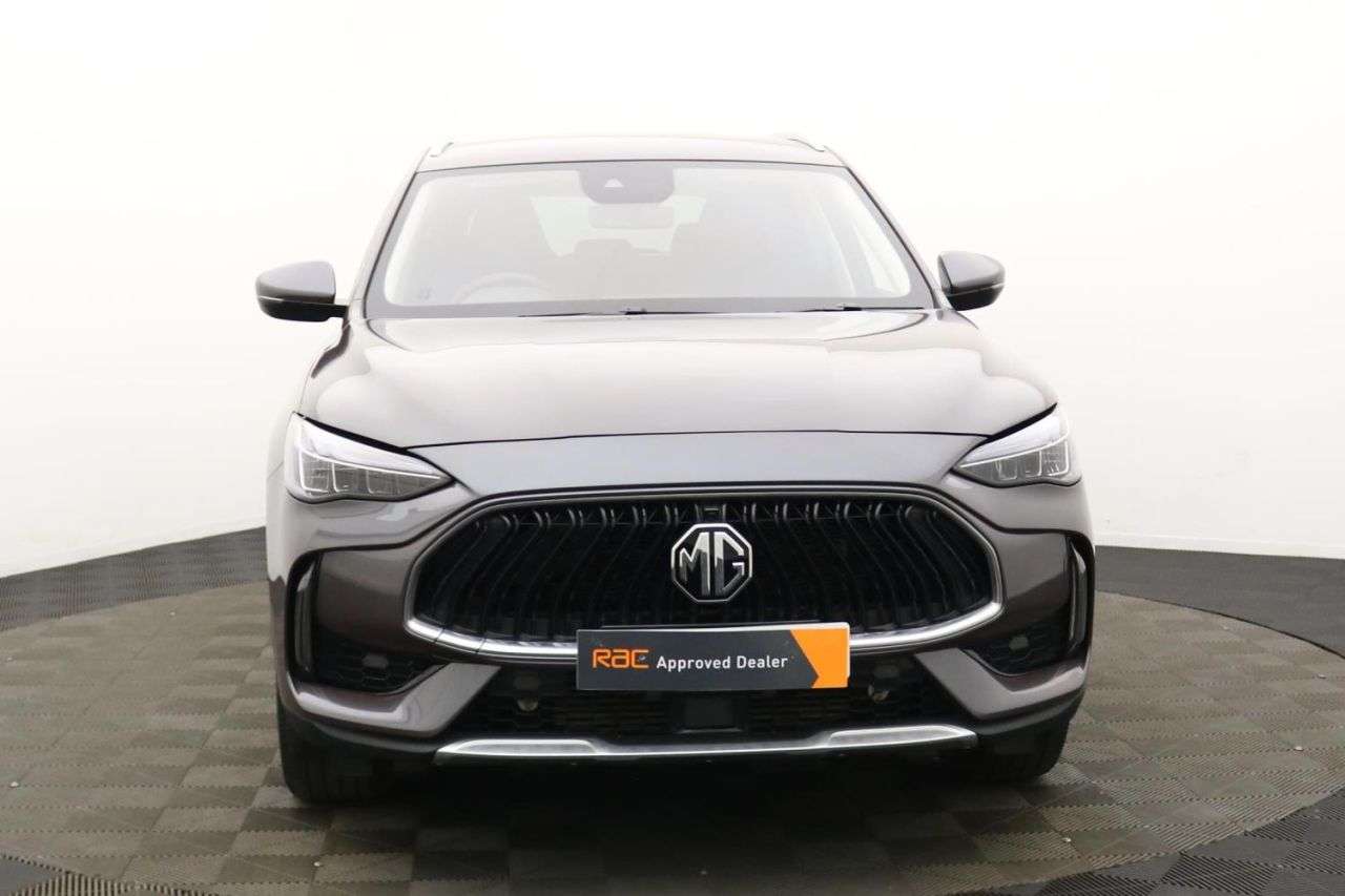 2024 MG MG HS 2024 MG MG HS