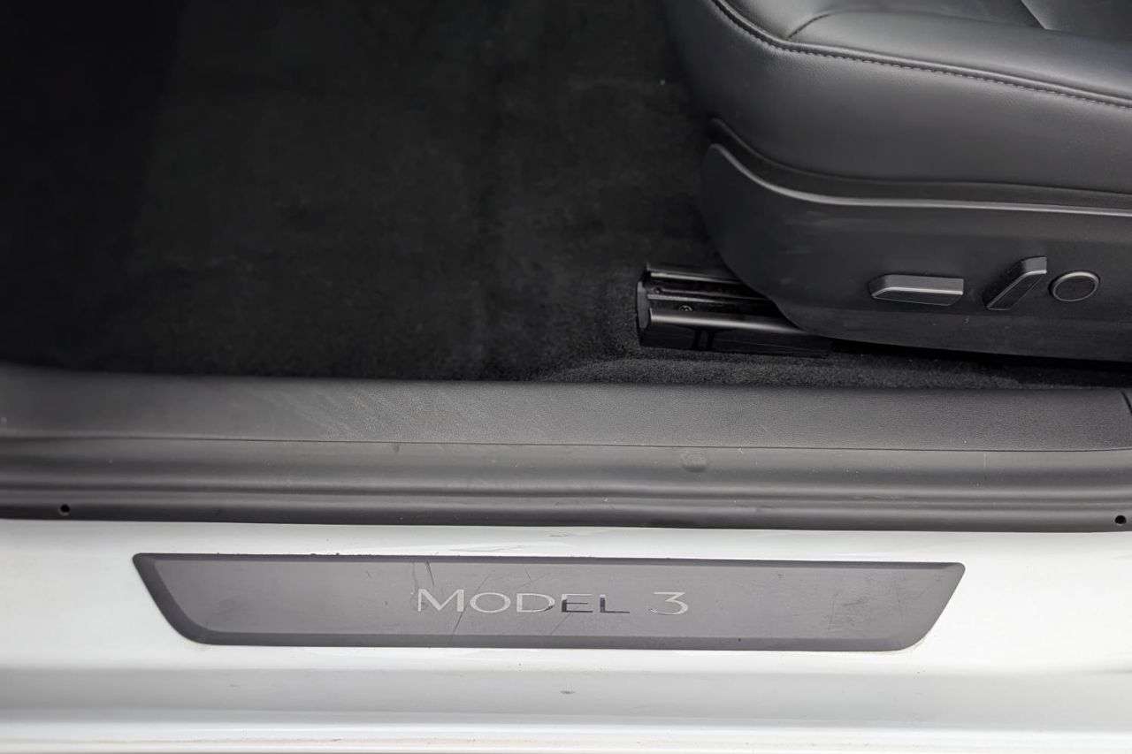 2021 TESLA MODEL 3 2021 TESLA MODEL 3