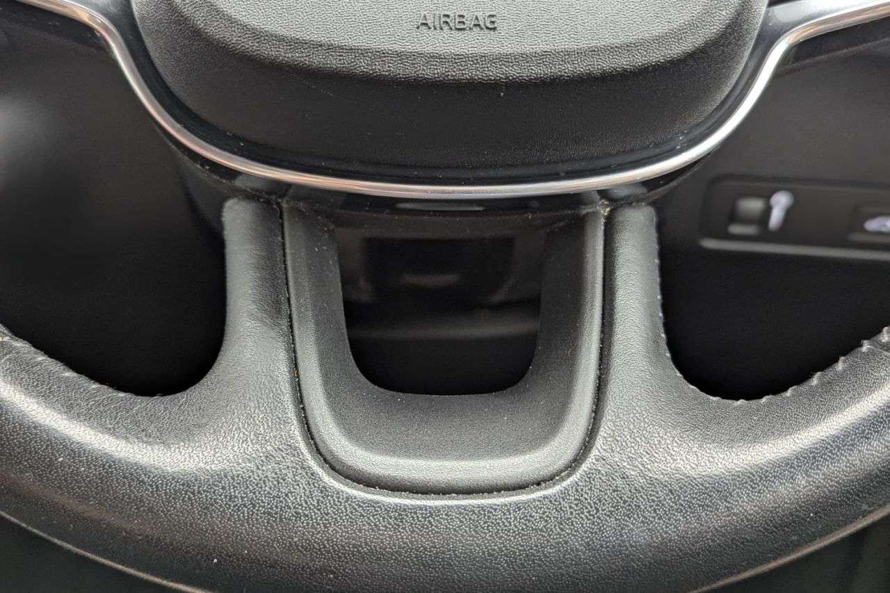 2021 VOLVO XC40 2021 VOLVO XC40