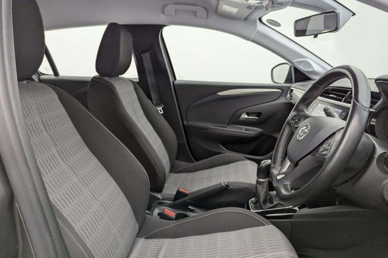 A 2020 VAUXHALL CORSA 1.2 SE Nav Hatchback 5dr Petrol Manual Euro 6 (75 ps) Award Winning 5 Star A 2020 VAUXHALL CORSA 1.2 SE Nav Hatchback 5dr Petrol Manual Euro 6 (75 ps) Award Winning 5 Star