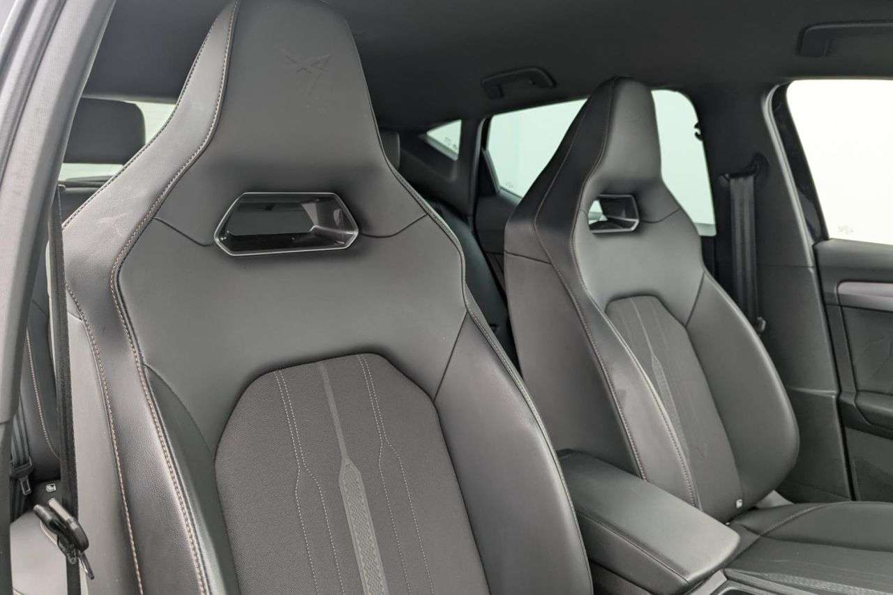 2023 CUPRA LEON 2023 CUPRA LEON
