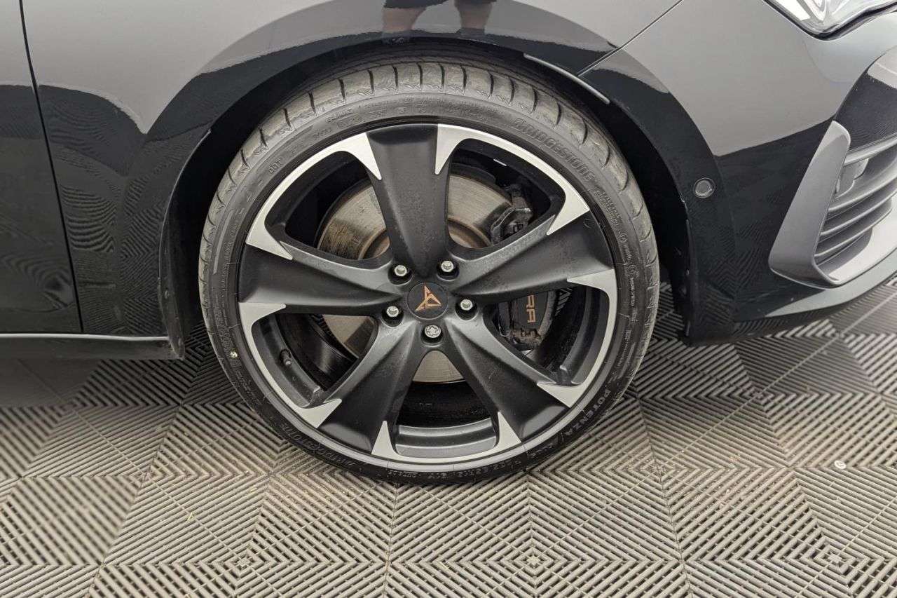 2023 CUPRA LEON 2023 CUPRA LEON