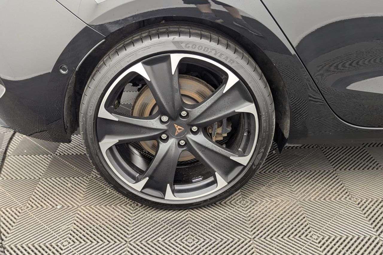 2023 CUPRA LEON 2023 CUPRA LEON
