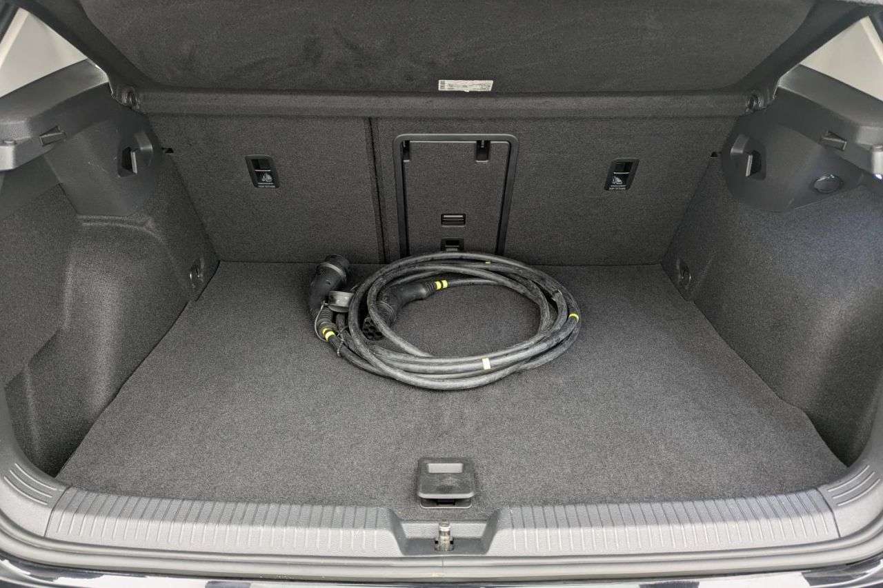 2021 VOLKSWAGEN GOLF 2021 VOLKSWAGEN GOLF