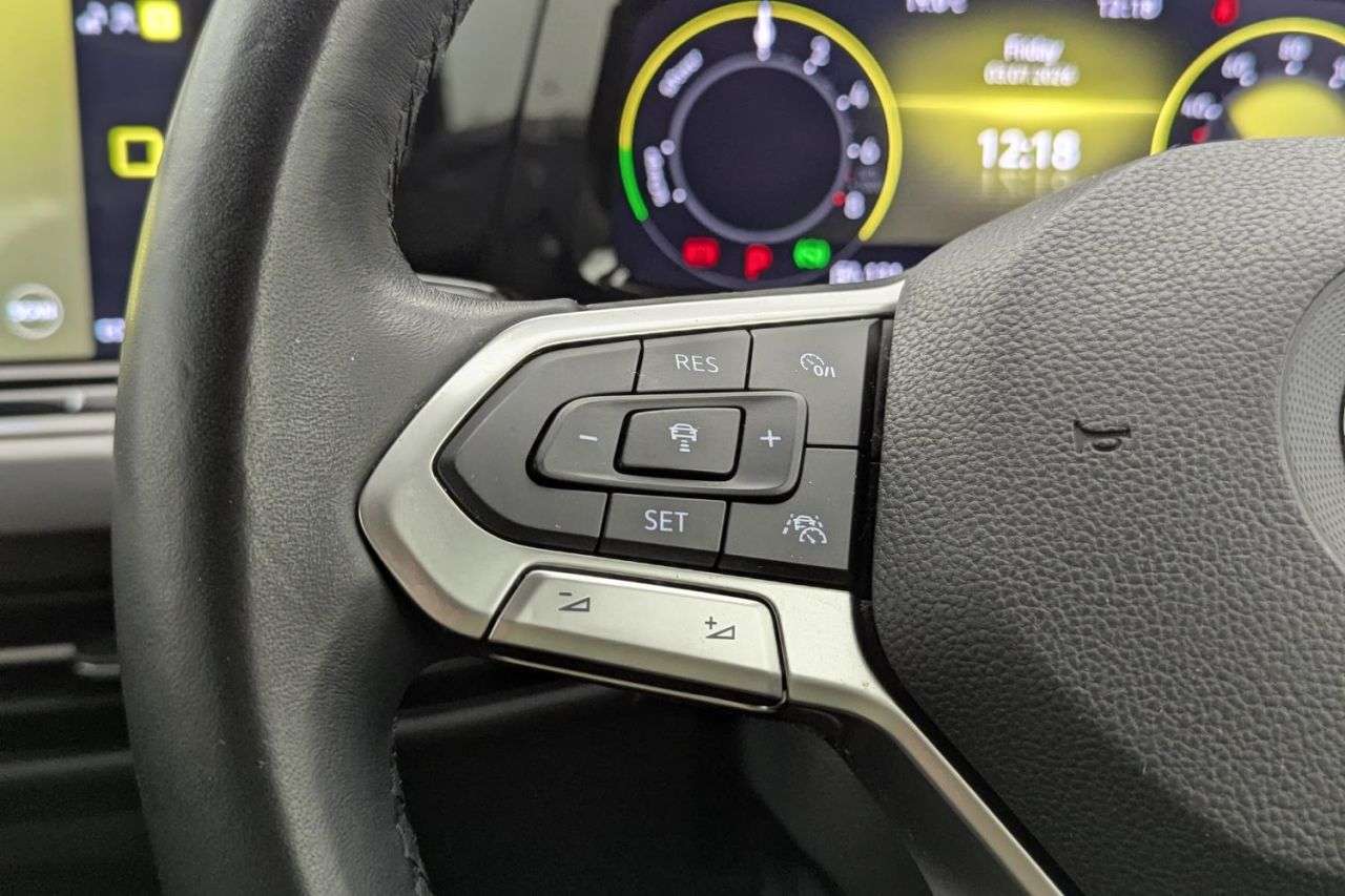 2021 VOLKSWAGEN GOLF 2021 VOLKSWAGEN GOLF