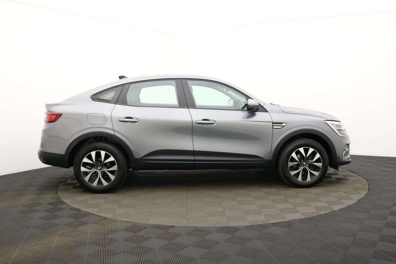 A 2023 RENAULT ARKANA 1.6 E-TECH evolution SUV 5dr Petrol Hybrid Auto 2WD Euro 6 (s/s) (145 ps) A A 2023 RENAULT ARKANA 1.6 E-TECH evolution SUV 5dr Petrol Hybrid Auto 2WD Euro 6 (s/s) (145 ps) A