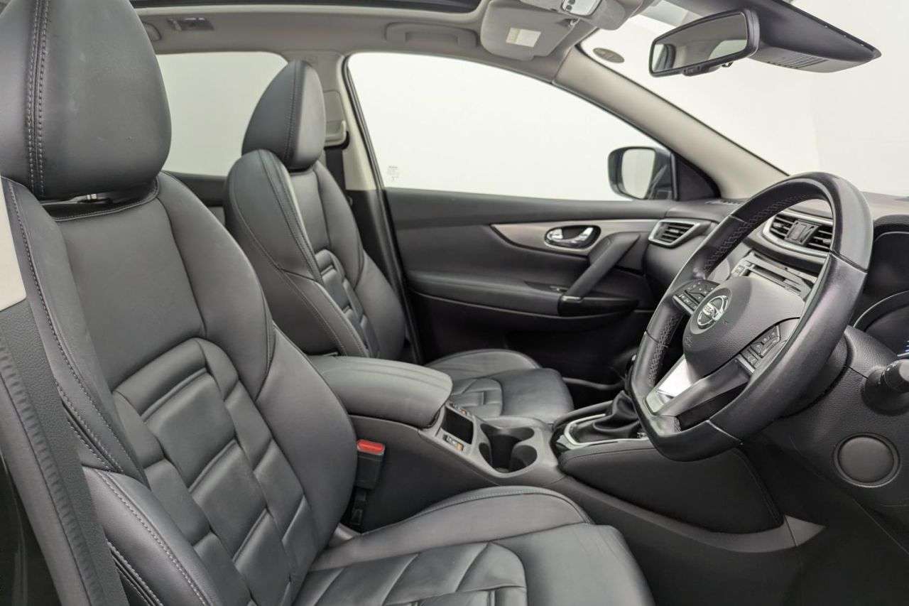 A 2021 NISSAN QASHQAI 1.3 DIG-T N-Motion SUV 5dr Petrol DCT Auto Euro 6 (s/s) (160 ps) Award Winn A 2021 NISSAN QASHQAI 1.3 DIG-T N-Motion SUV 5dr Petrol DCT Auto Euro 6 (s/s) (160 ps) Award Winn