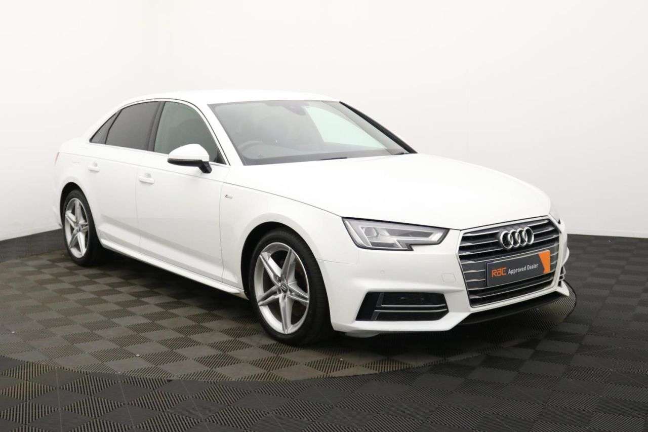 2018 AUDI A4 2018 AUDI A4