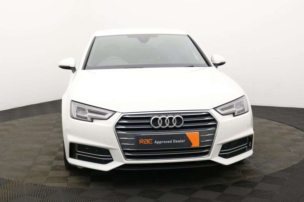 2018 AUDI A4 2018 AUDI A4