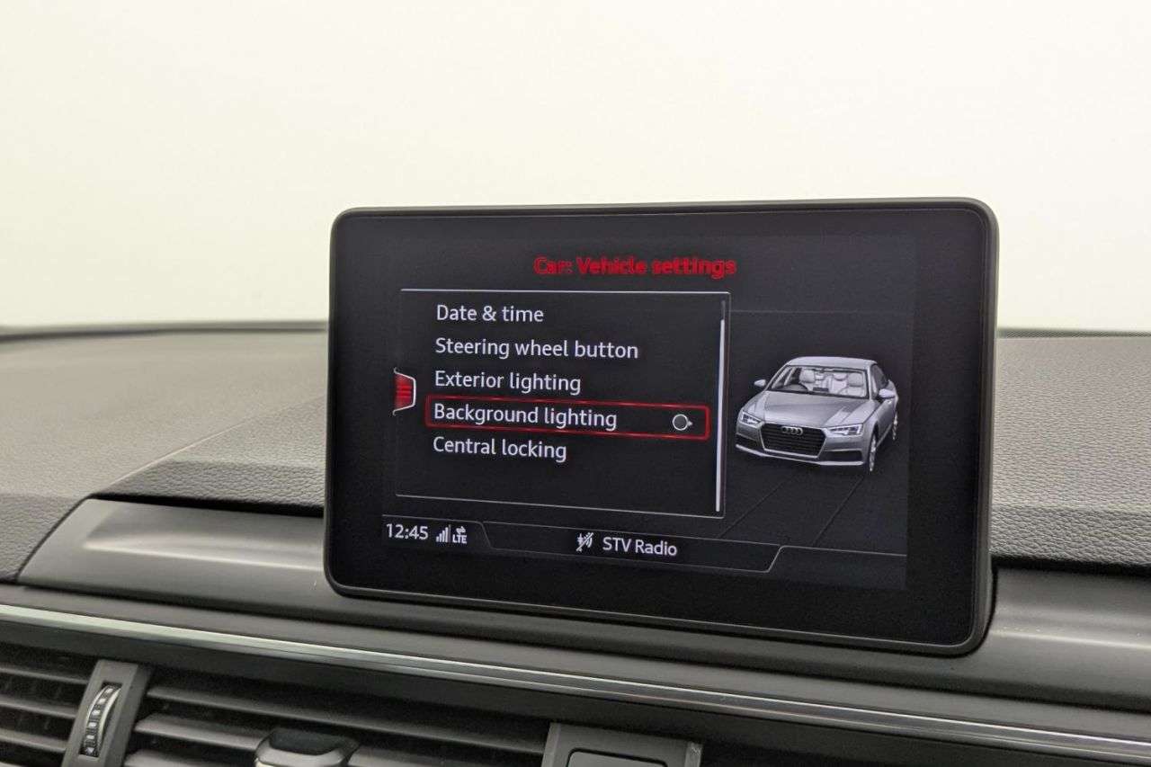 2018 AUDI A4 2018 AUDI A4