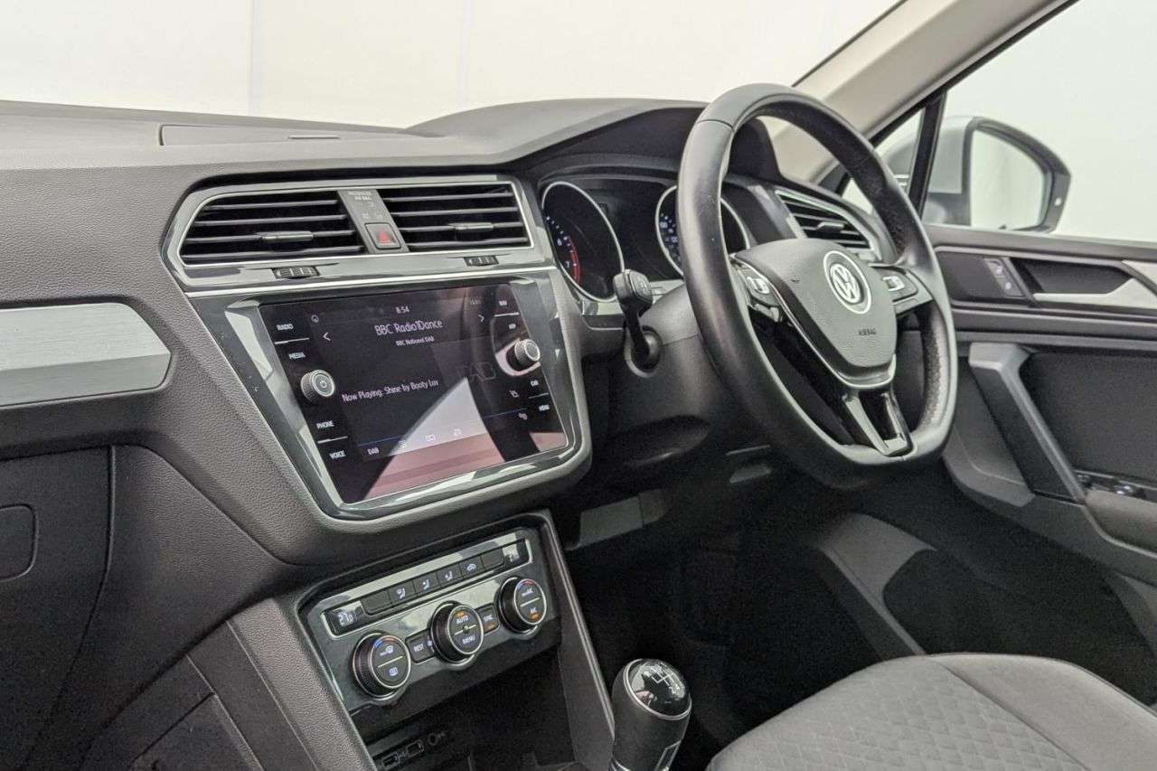 2019 VOLKSWAGEN TIGUAN 2019 VOLKSWAGEN TIGUAN