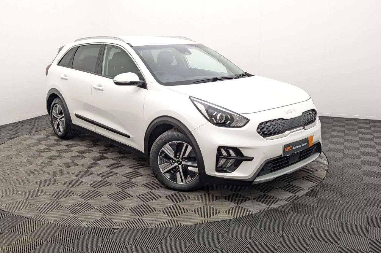 A 2022 KIA NIRO 1.6 GDi 2 SUV 5dr Petrol Hybrid DCT Euro 6 (s/s) (139 bhp) Award Winning 5 A 2022 KIA NIRO 1.6 GDi 2 SUV 5dr Petrol Hybrid DCT Euro 6 (s/s) (139 bhp) Award Winning 5