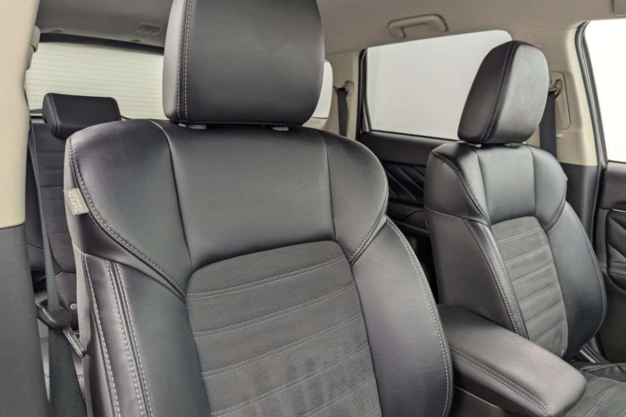 2019 MITSUBISHI OUTLANDER 2019 MITSUBISHI OUTLANDER