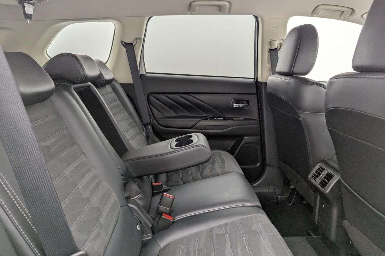 2019 MITSUBISHI OUTLANDER 2019 MITSUBISHI OUTLANDER