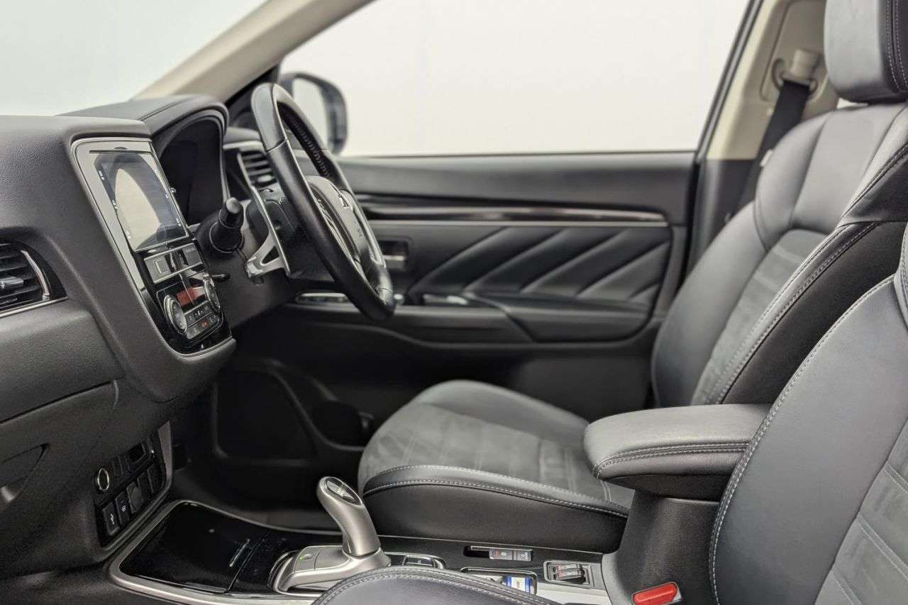 2019 MITSUBISHI OUTLANDER 2019 MITSUBISHI OUTLANDER