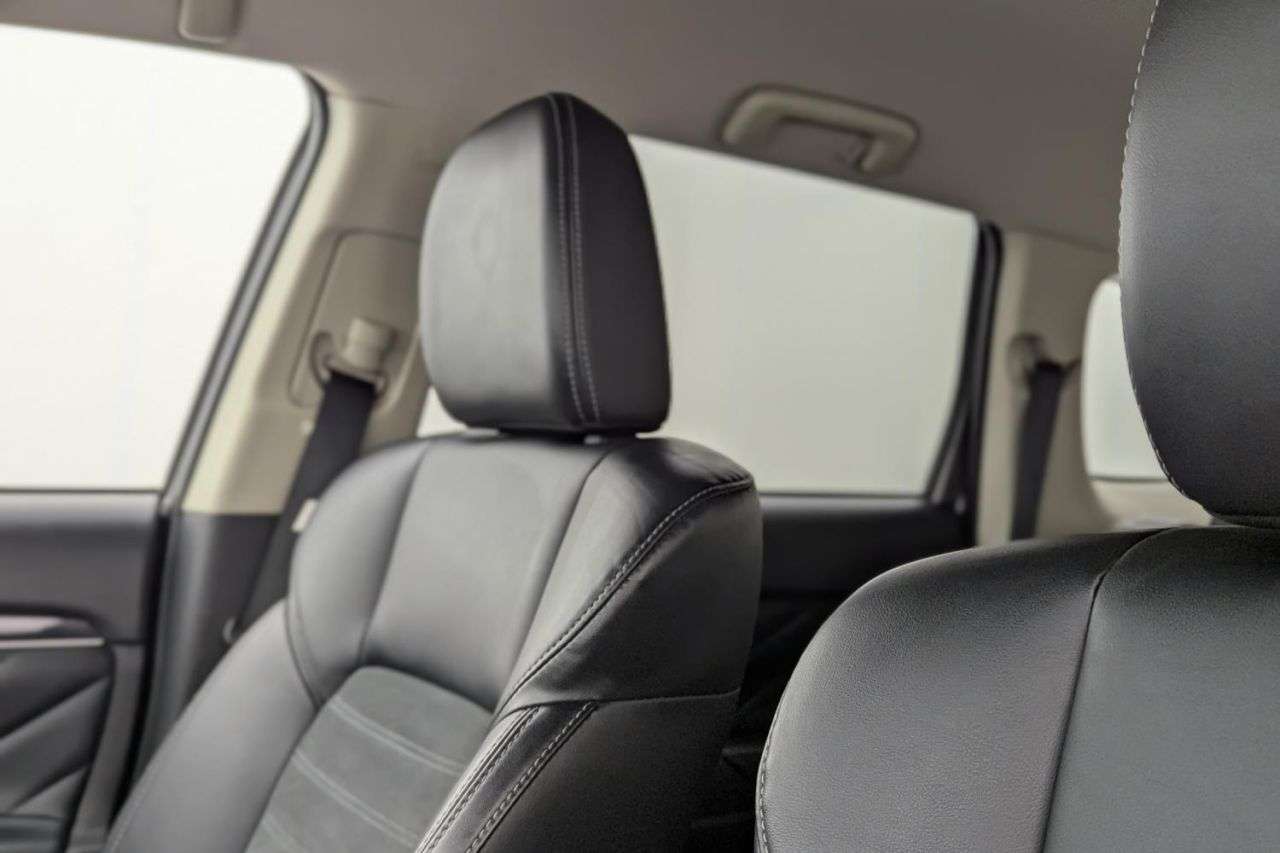 2019 MITSUBISHI OUTLANDER 2019 MITSUBISHI OUTLANDER
