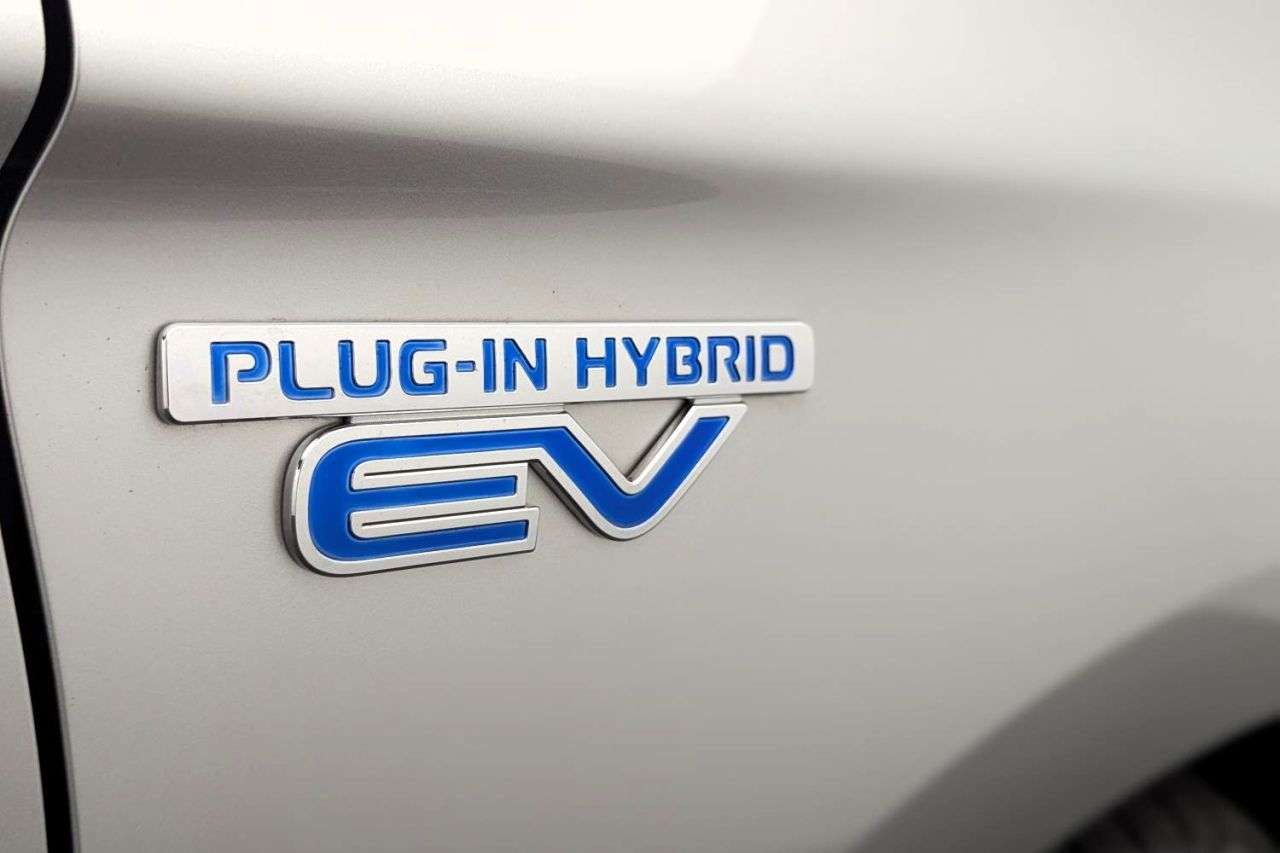 2019 MITSUBISHI OUTLANDER 2019 MITSUBISHI OUTLANDER
