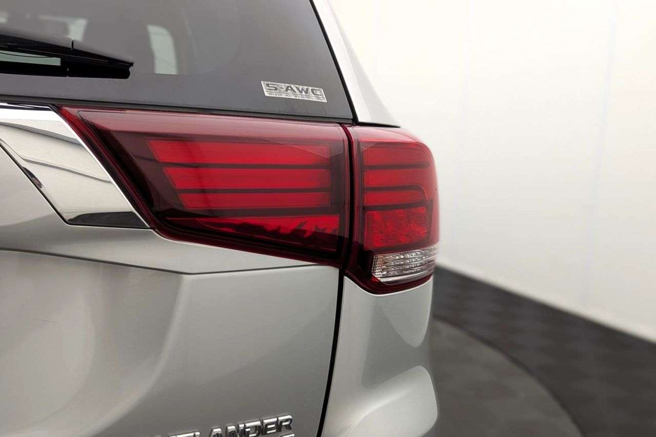 2019 MITSUBISHI OUTLANDER 2019 MITSUBISHI OUTLANDER