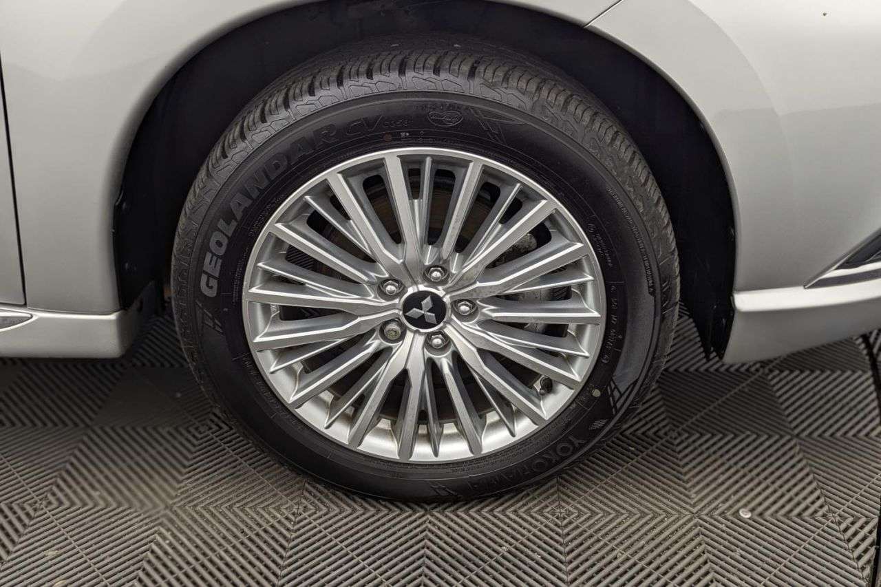 2019 MITSUBISHI OUTLANDER 2019 MITSUBISHI OUTLANDER