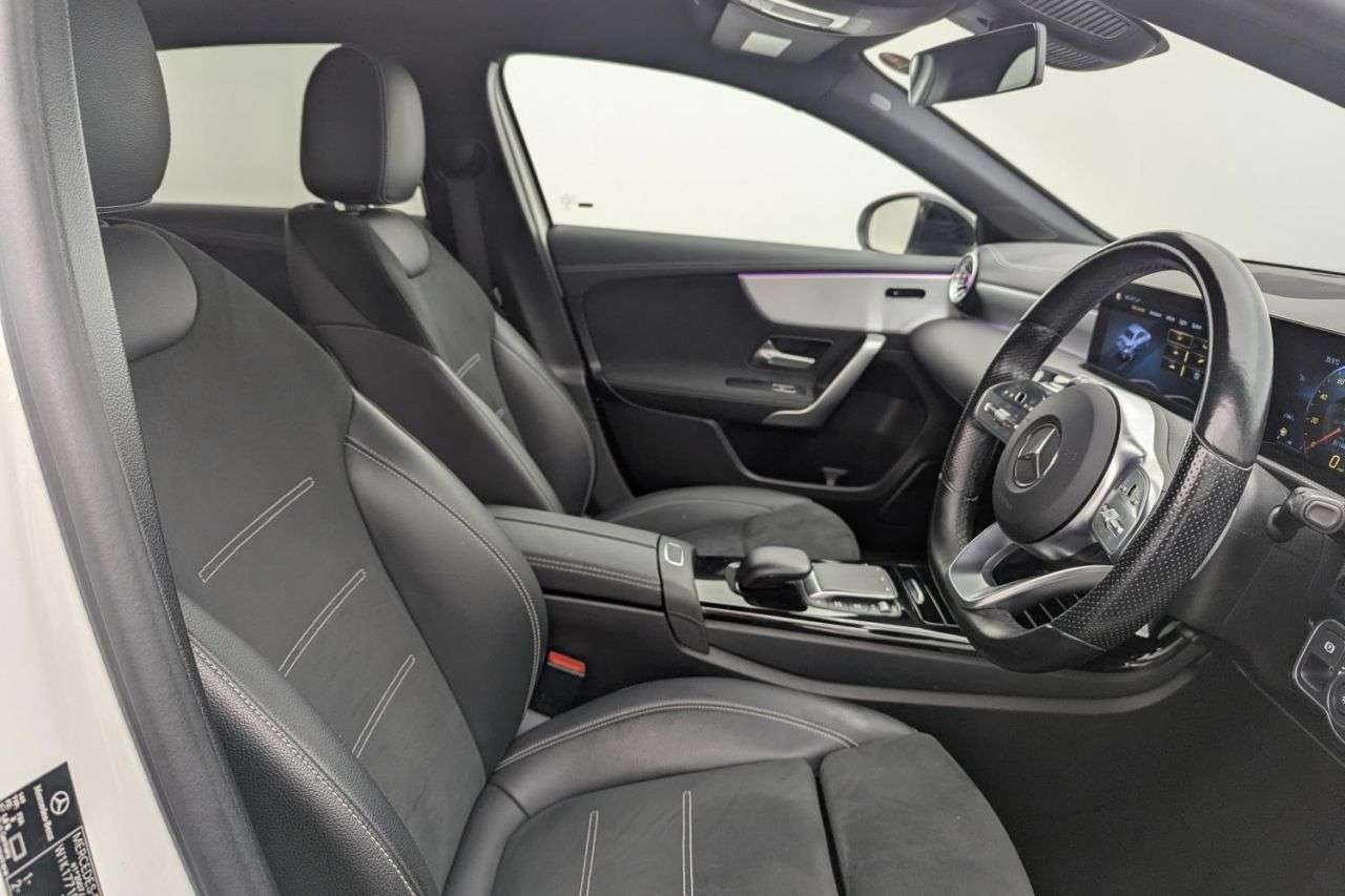 A 2021 MERCEDES-BENZ A CLASS 1.3 A200 AMG Line Edition (Executive) Saloon 4dr Petrol 7G-DCT Euro 6 (s/s) A 2021 MERCEDES-BENZ A CLASS 1.3 A200 AMG Line Edition (Executive) Saloon 4dr Petrol 7G-DCT Euro 6 (s/s)