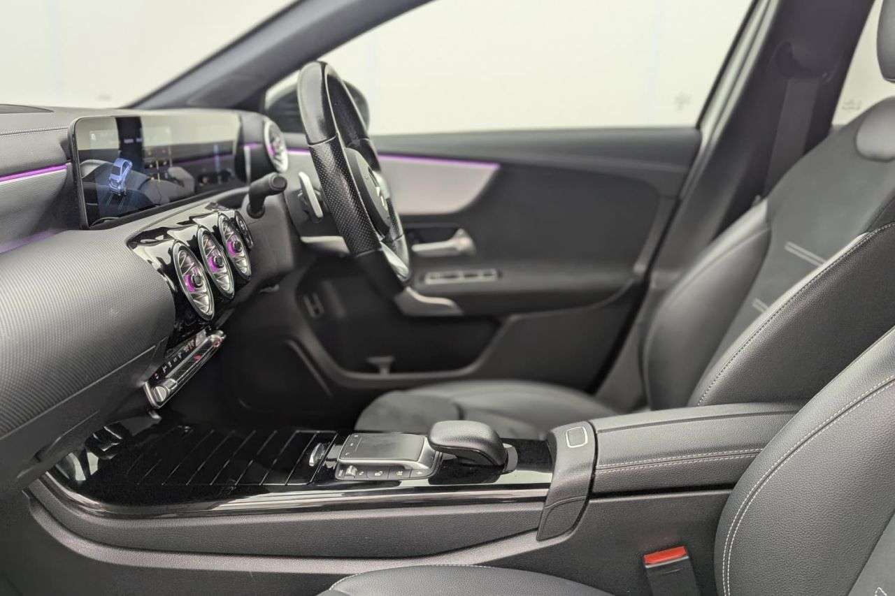 2021 MERCEDES-BENZ A CLASS 2021 MERCEDES-BENZ A CLASS