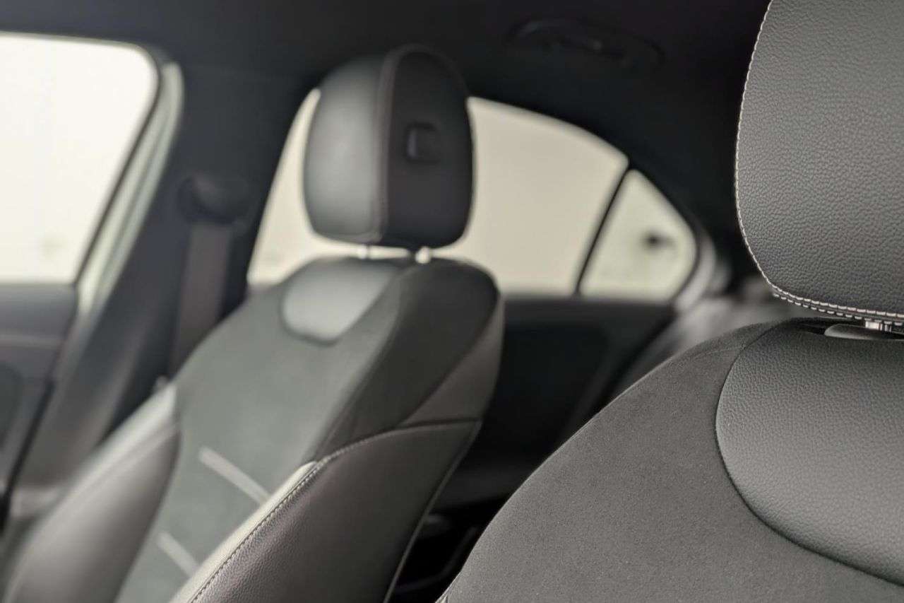 2021 MERCEDES-BENZ A CLASS 2021 MERCEDES-BENZ A CLASS