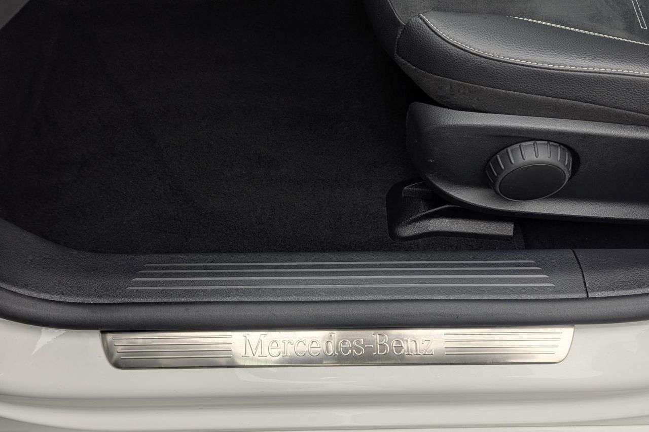 2021 MERCEDES-BENZ A CLASS 2021 MERCEDES-BENZ A CLASS