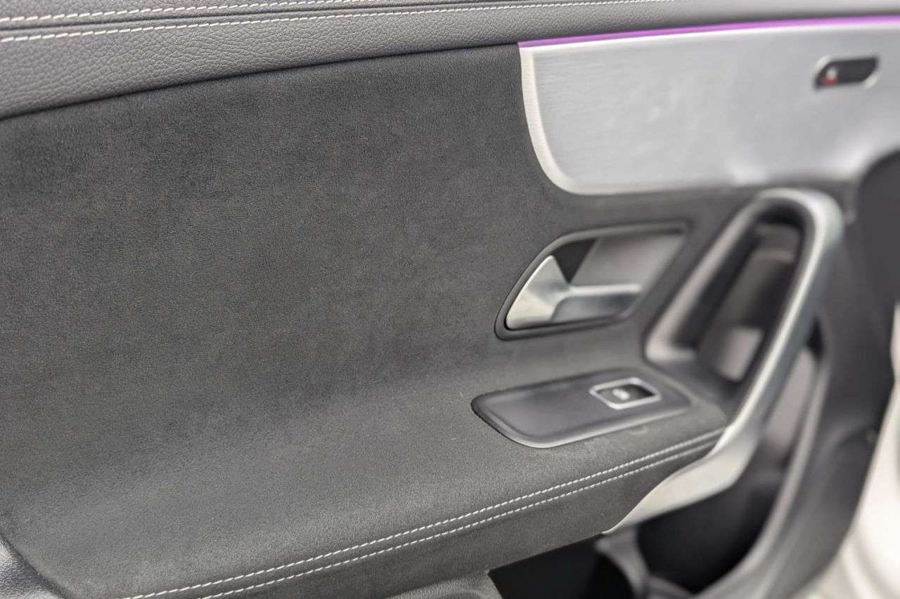 2021 MERCEDES-BENZ A CLASS 2021 MERCEDES-BENZ A CLASS