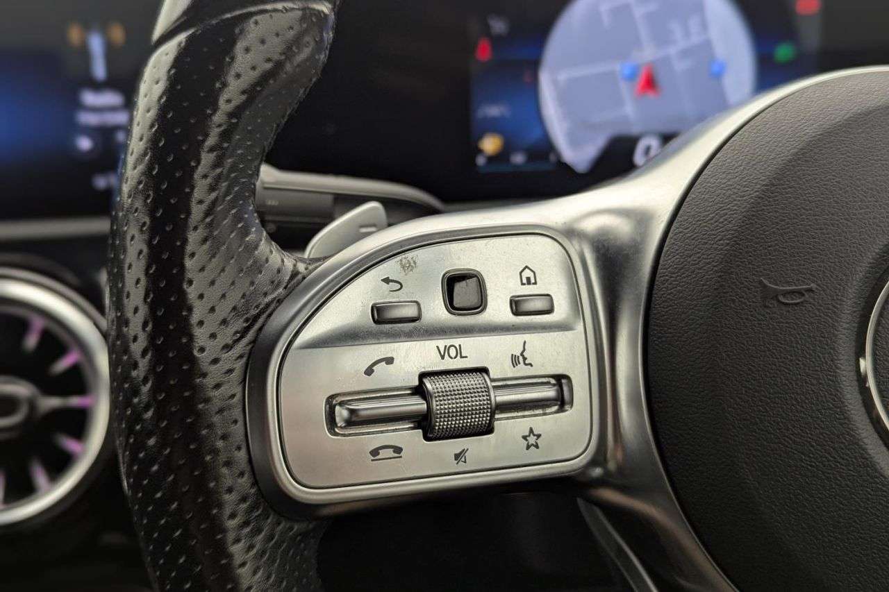 2021 MERCEDES-BENZ A CLASS 2021 MERCEDES-BENZ A CLASS