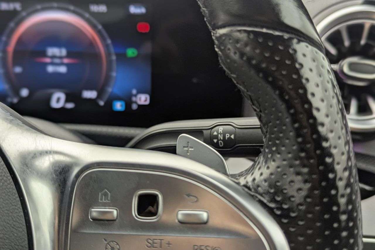 2021 MERCEDES-BENZ A CLASS 2021 MERCEDES-BENZ A CLASS