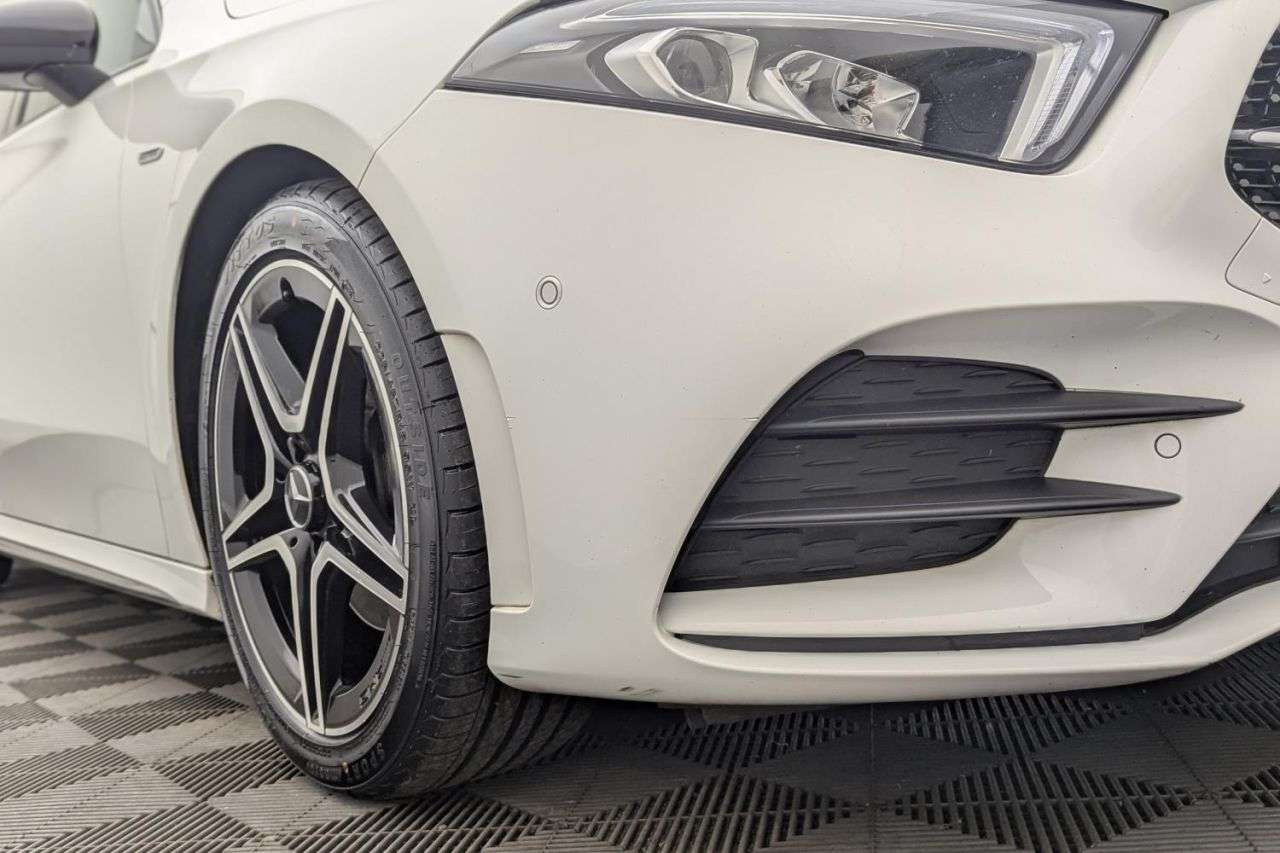 2021 MERCEDES-BENZ A CLASS 2021 MERCEDES-BENZ A CLASS