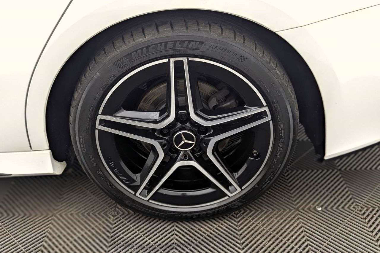 2021 MERCEDES-BENZ A CLASS 2021 MERCEDES-BENZ A CLASS