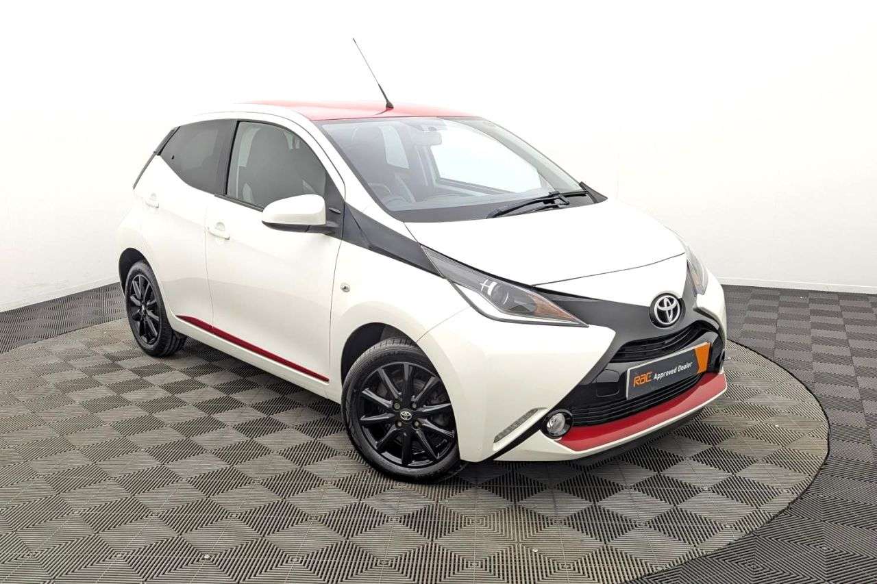 A 2018 TOYOTA AYGO 1.0 VVT-i x-press Hatchback 5dr Petrol Manual Euro 6 (68 ps) Award Winning A 2018 TOYOTA AYGO 1.0 VVT-i x-press Hatchback 5dr Petrol Manual Euro 6 (68 ps) Award Winning