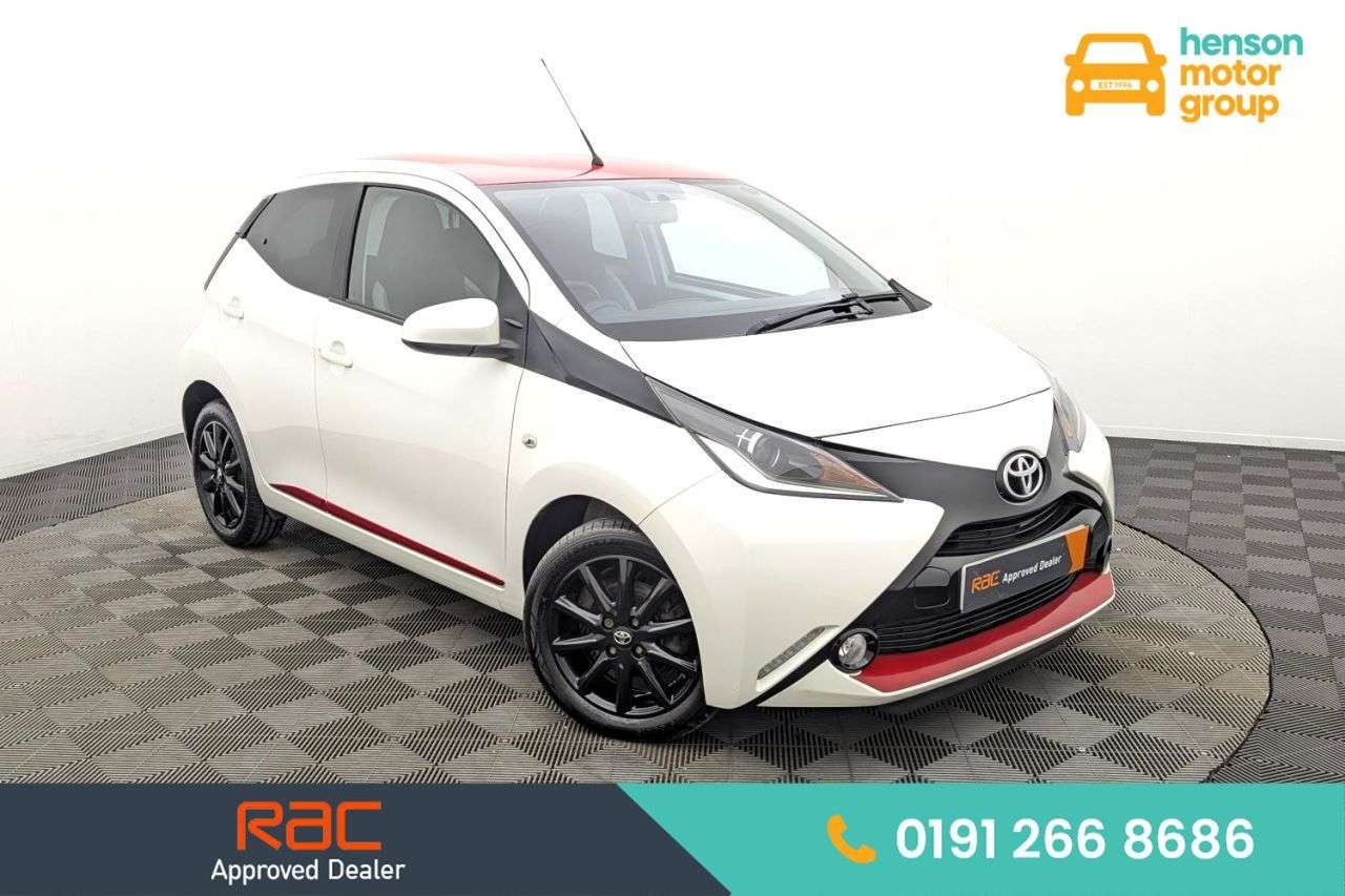 A 2018 TOYOTA AYGO 1.0 VVT-i x-press Hatchback 5dr Petrol Manual Euro 6 (68 ps) Award Winning A 2018 TOYOTA AYGO 1.0 VVT-i x-press Hatchback 5dr Petrol Manual Euro 6 (68 ps) Award Winning