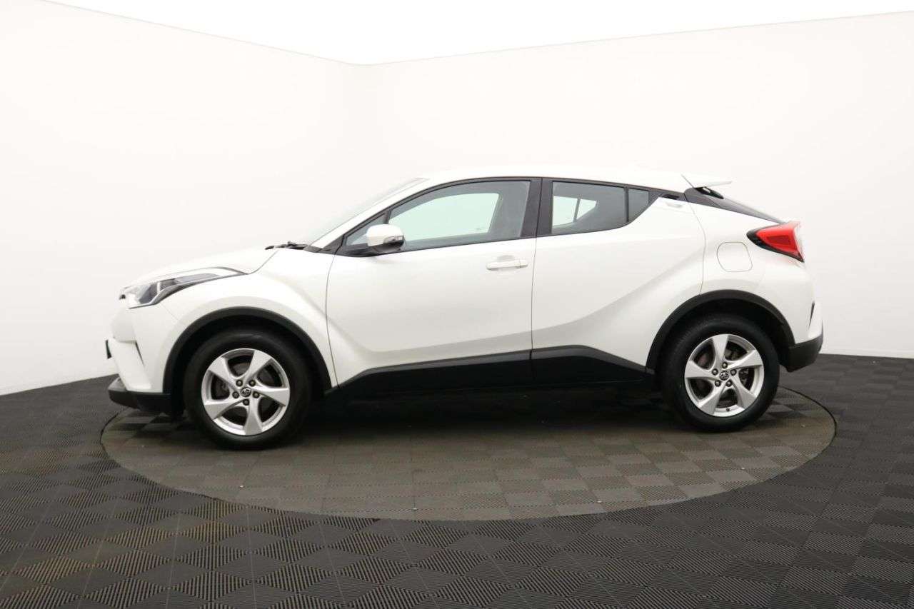2019 TOYOTA C-HR 2019 TOYOTA C-HR
