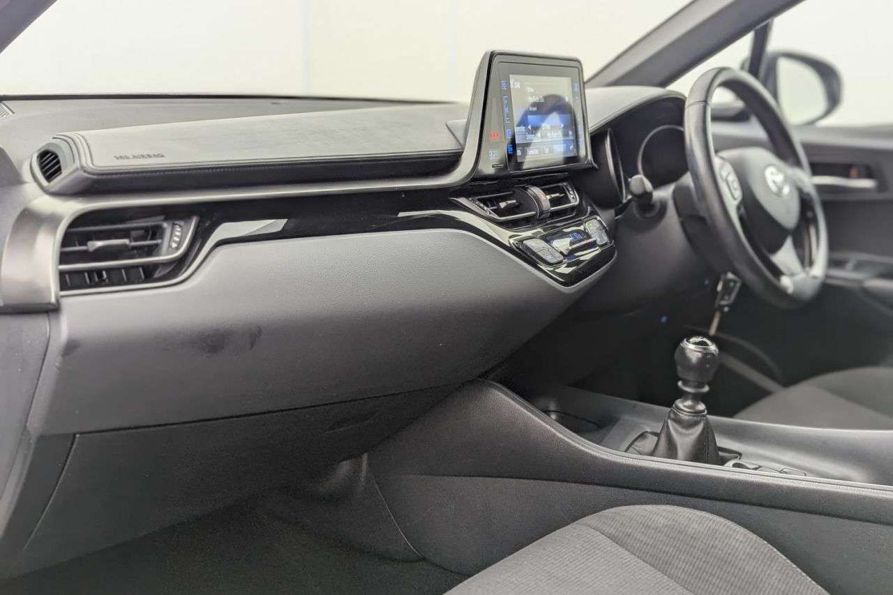2019 TOYOTA C-HR 2019 TOYOTA C-HR