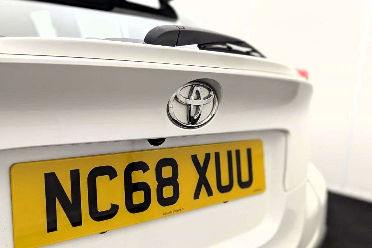 2019 TOYOTA C-HR 2019 TOYOTA C-HR