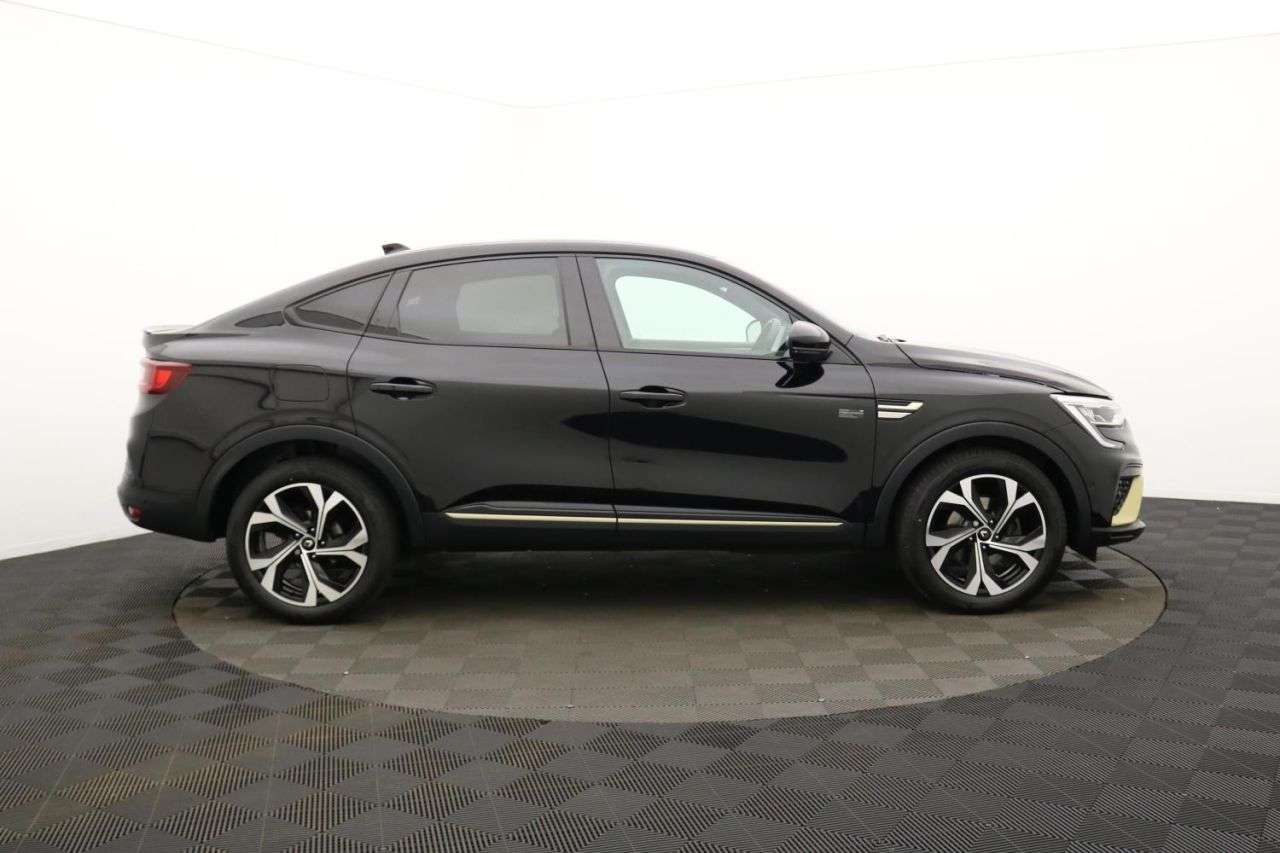 A 2023 RENAULT ARKANA 1.6 E-TECH E-Tech engineered SUV 5dr Petrol Hybrid Auto 2WD Euro 6 (s/s) (1 A 2023 RENAULT ARKANA 1.6 E-TECH E-Tech engineered SUV 5dr Petrol Hybrid Auto 2WD Euro 6 (s/s) (1
