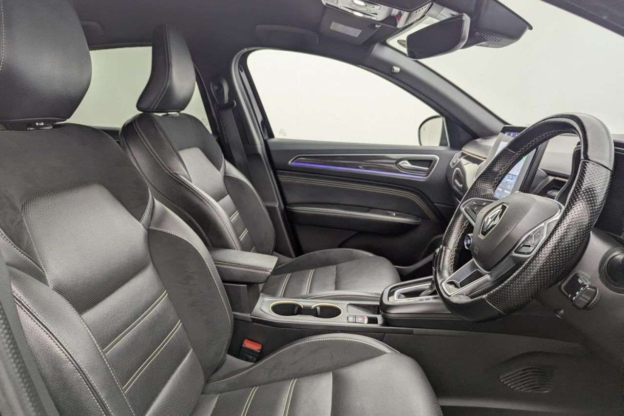 A 2023 RENAULT ARKANA 1.6 E-TECH E-Tech engineered SUV 5dr Petrol Hybrid Auto 2WD Euro 6 (s/s) (1 A 2023 RENAULT ARKANA 1.6 E-TECH E-Tech engineered SUV 5dr Petrol Hybrid Auto 2WD Euro 6 (s/s) (1
