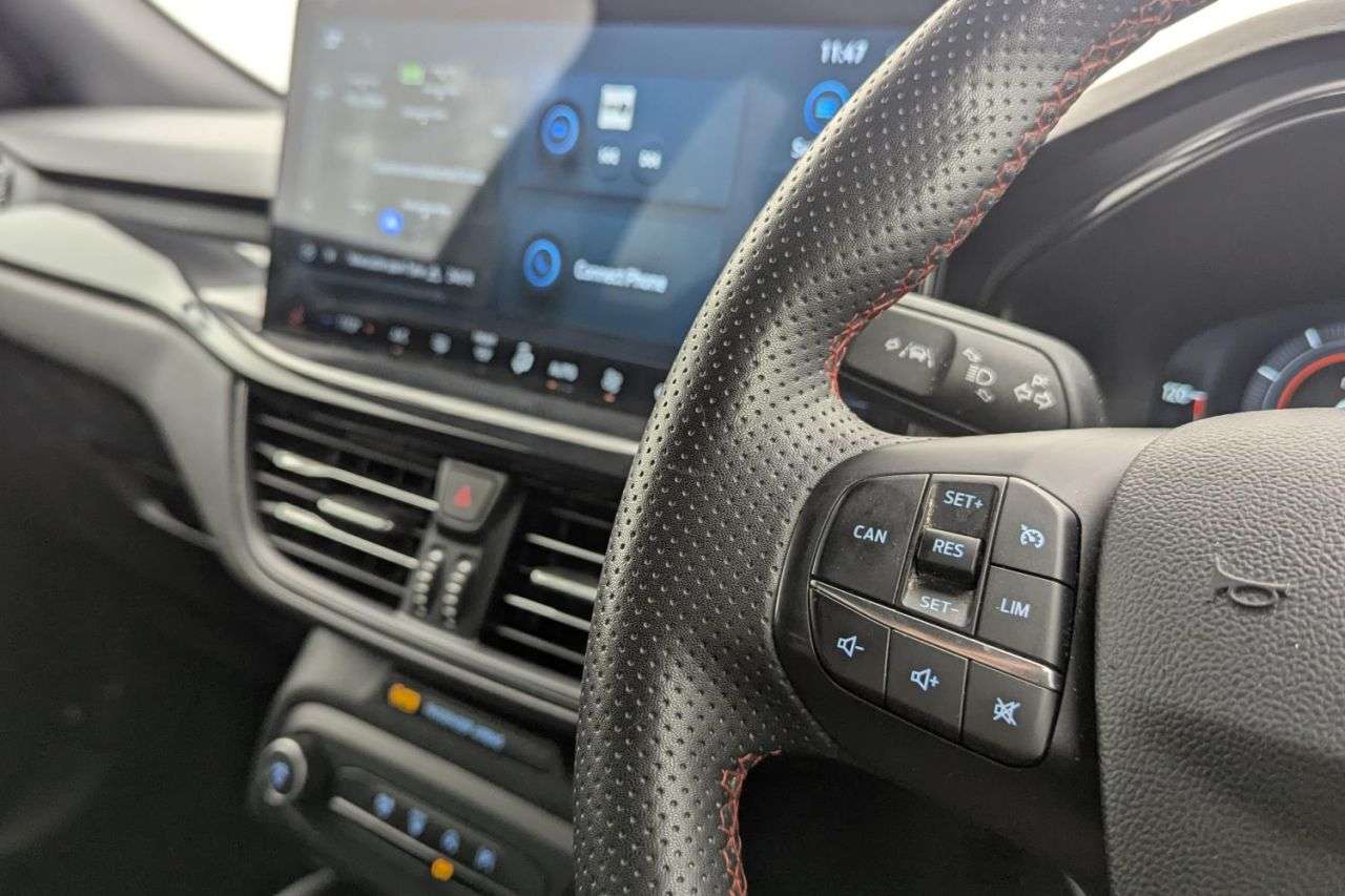 2023 FORD FOCUS 2023 FORD FOCUS