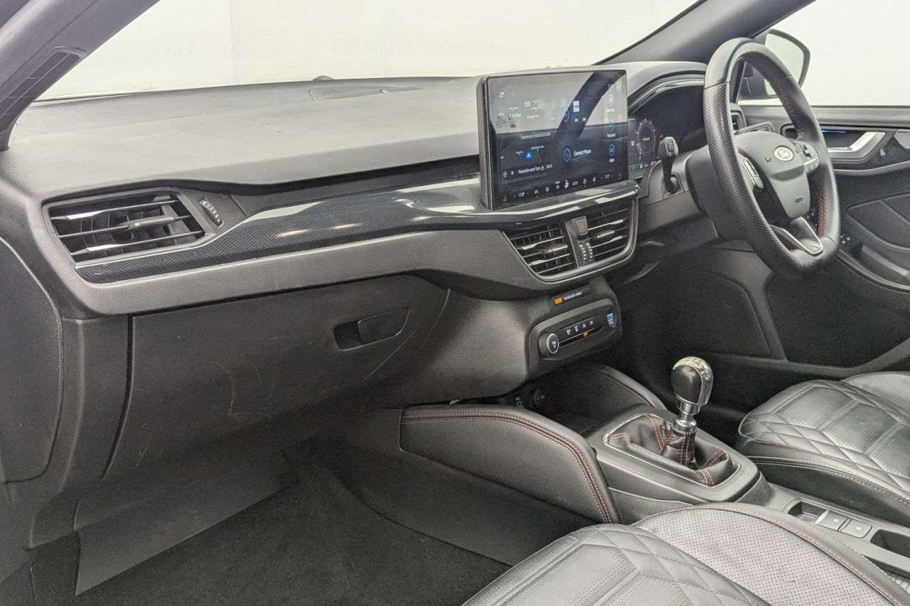 2023 FORD FOCUS 2023 FORD FOCUS