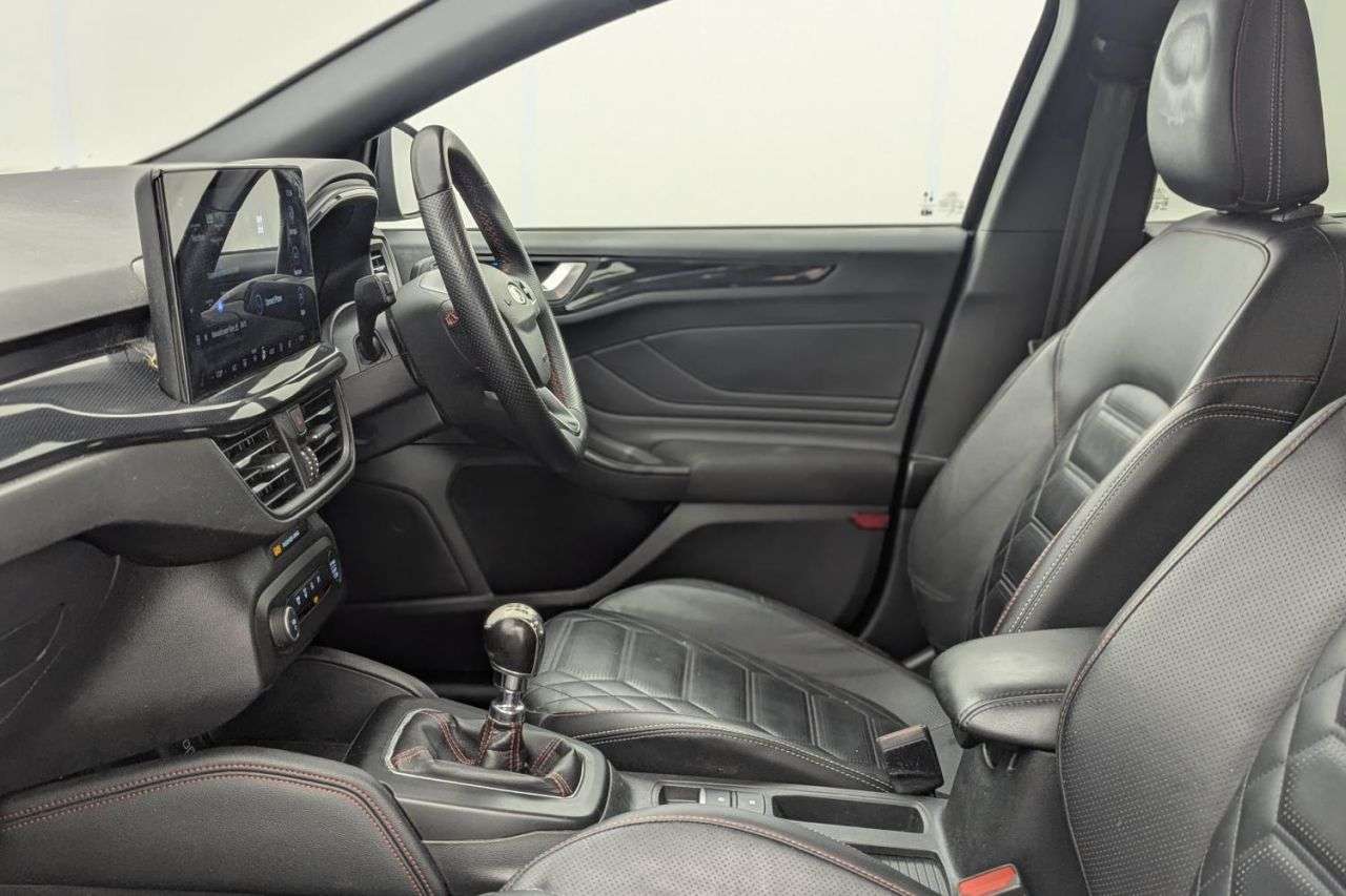 2023 FORD FOCUS 2023 FORD FOCUS