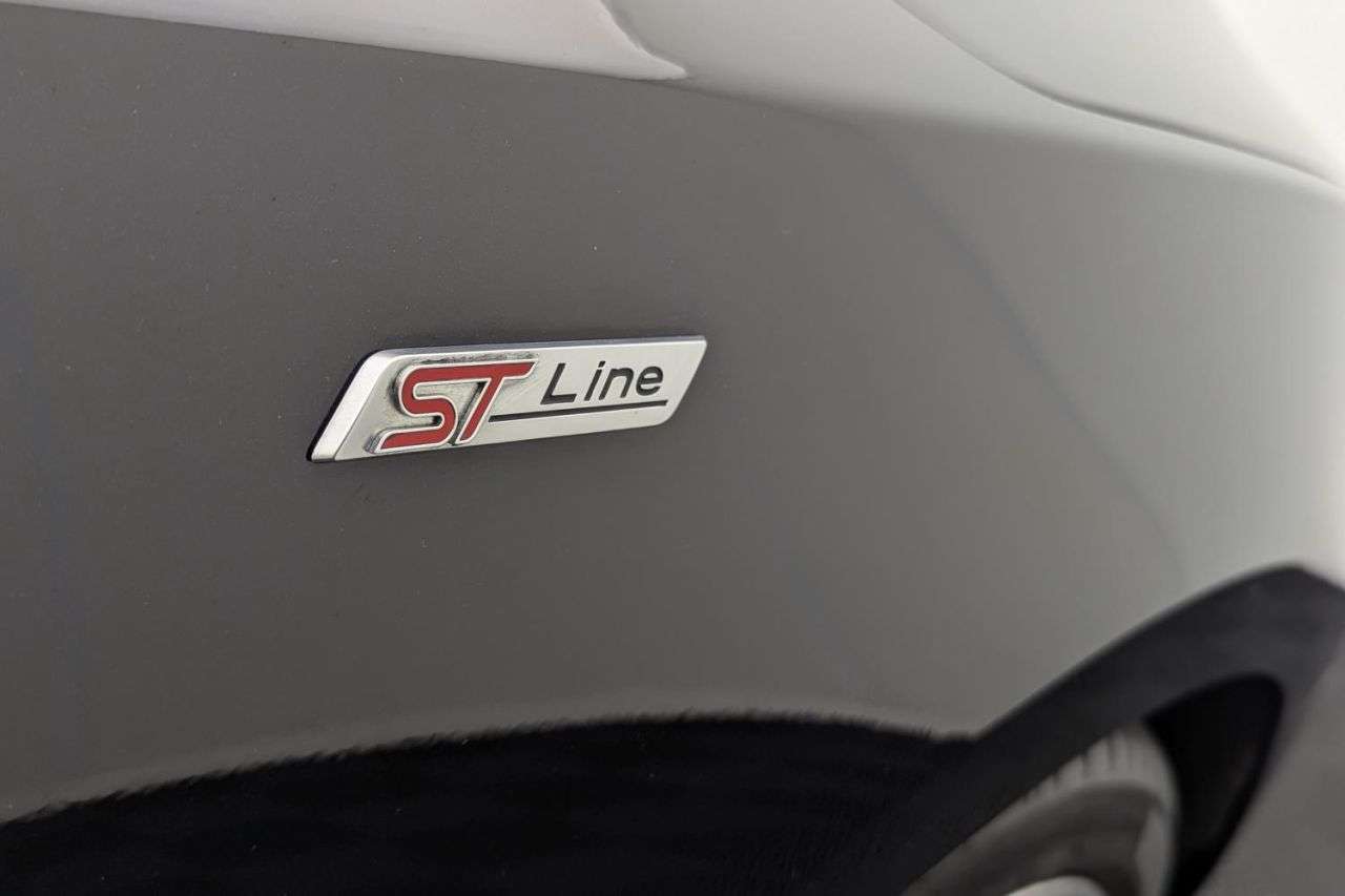 2023 FORD FOCUS 2023 FORD FOCUS