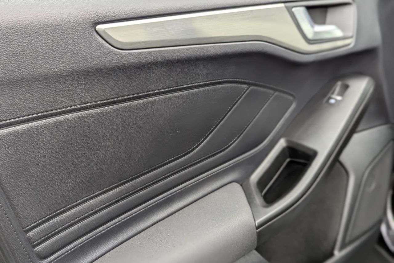 2023 FORD FOCUS 2023 FORD FOCUS